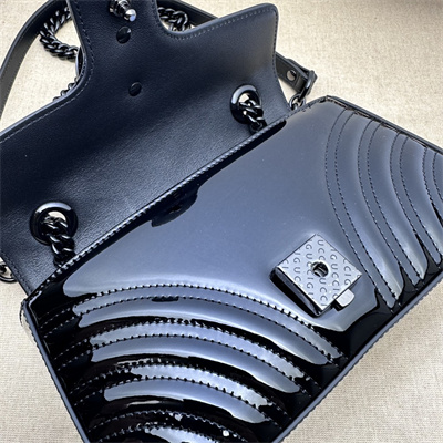 Gu.cci GG Marmont  Small  Shoulder Bag Black Patent 446744