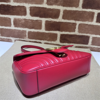 Gu.cci GG Marmont Medium Shoulder Bag Red 443497