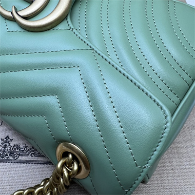 Gu.cci GG Marmont Medium Shoulder Bag Green 443497