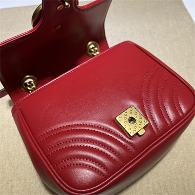 Gu.cci GG Marmont Mini Shoulder Bag Red 739682