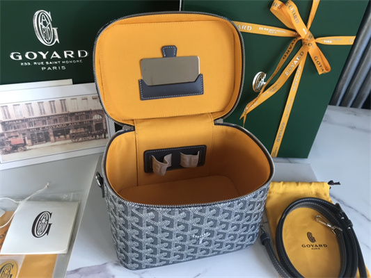 Goyard Muse Vanity Case In Goyardine Canvas & Cervon Calfskin