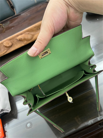 Kelly Sellier Bag Epsom Leather 25/28CM Gold/Silver Hardware In Vert Criquet Color