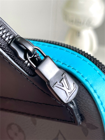 L.V Avenue Slingbag PM Monogram Eclipse Reverse coated canvas Turquoise M11703