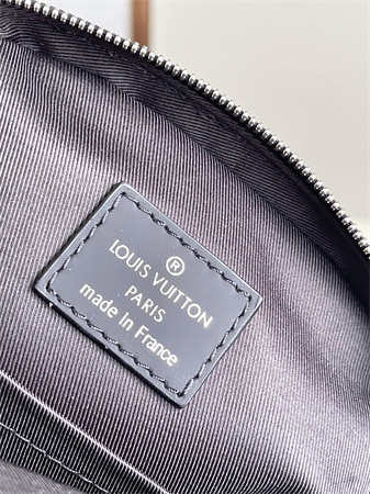 L.V Avenue Slingbag PM Monogram Eclipse coated canvas M47137