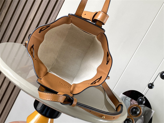 Mini Hammock drawstring in Soft Grained calfskin