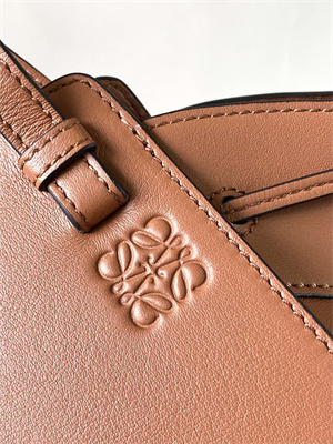 Mini Hammock drawstring in classic calfskin