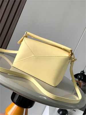 Loewe Mini Puzzle Bag In Classic Calfskin
