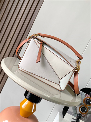 Loewe Small Puzzle Bag In Classic Calfskin