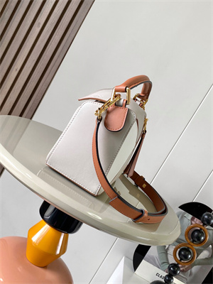 Loewe Small Puzzle Bag In Classic Calfskin