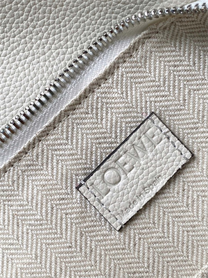 Loewe Small Puzzle Bag In Classic Calfskin