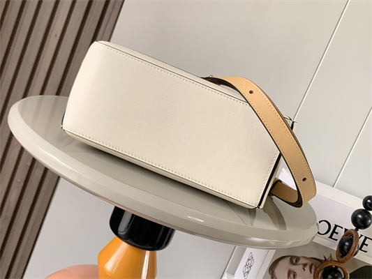 Loewe Small Puzzle Bag In Classic Calfskin