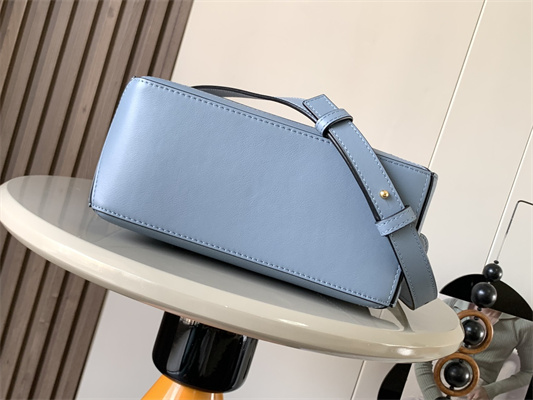 Loewe Small Puzzle Bag In Classic Calfskin