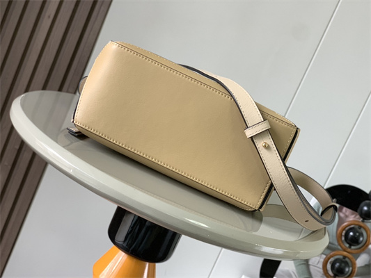 Loewe Small Puzzle Bag In Classic Calfskin