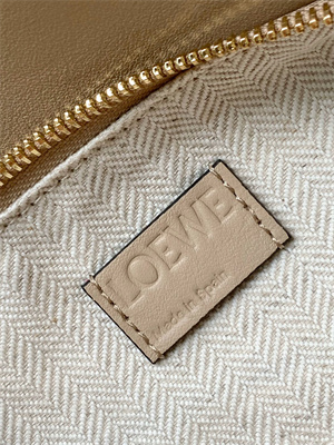 Loewe Small Puzzle Bag In Classic Calfskin