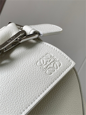 Loewe Small Puzzle Bag In Classic Calfskin