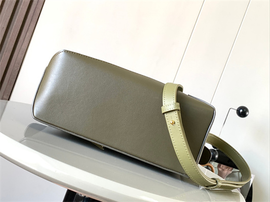 Loewe Small Puzzle Bag In Classic Calfskin