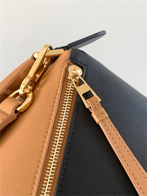 Loewe Small Puzzle Bag In Classic Calfskin