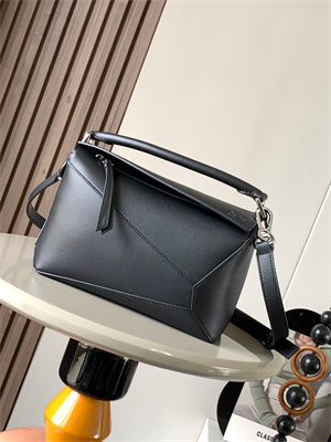 Loewe Small Puzzle Bag In Classic Calfskin