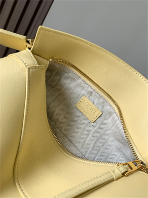 Loewe Small Puzzle Bag In Classic Calfskin