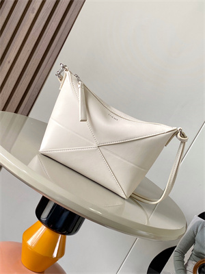 Loewe Puzzle Fold Pouch In Shinny Nappa Calfskin