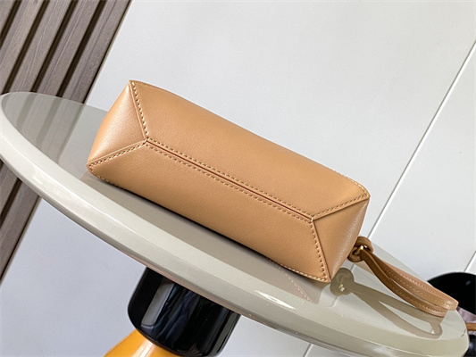 Loewe Puzzle Fold Pouch In Shinny Nappa Calfskin