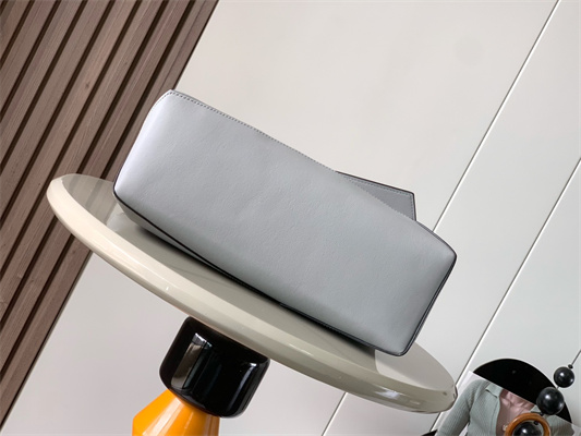 Loewe Puzzle Hobo Bag In Classic Calfskin