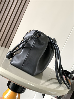 Loewe Medium Flamenco Purse in  Mellow nappa Lambskin