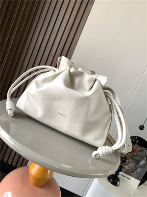 Loewe Medium Flamenco clutch in nappa calfskin