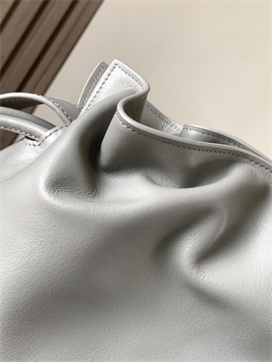 Loewe Medium Flamenco clutch in nappa calfskin