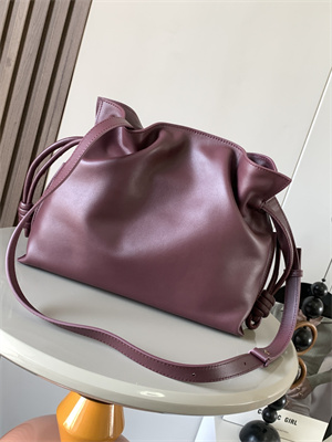 Loewe Medium Flamenco clutch in nappa calfskin