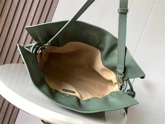 Loewe Medium Flamenco clutch in nappa calfskin