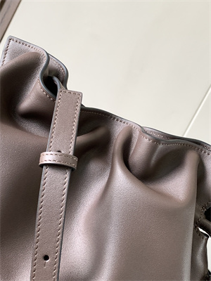 Loewe Medium Flamenco clutch in nappa calfskin