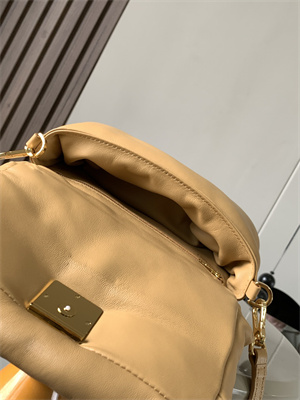 Loewe Puffer Goya bag in shiny nappa lambskin
