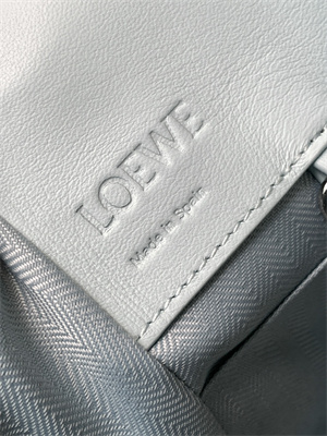 Loewe Compact Hammock bag in Classic calfskin