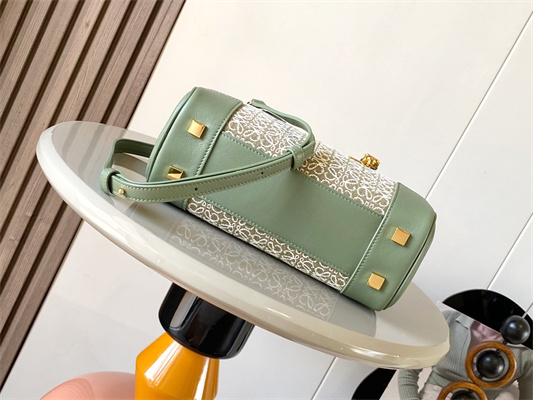 Loewe Amazona 23 Bag In Anagram Jacquard and Calfskin Green