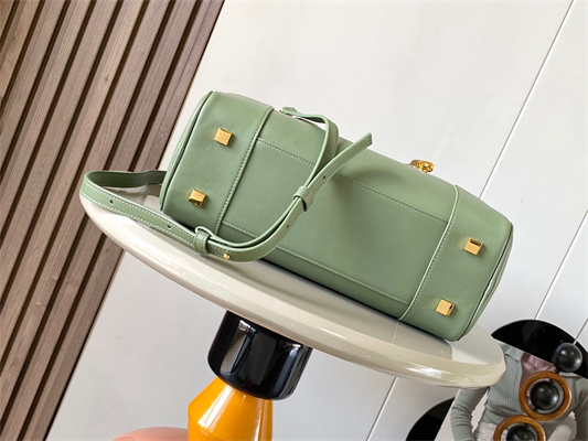 Loewe Amazona 28 Bag In Nappa Calfskin Green