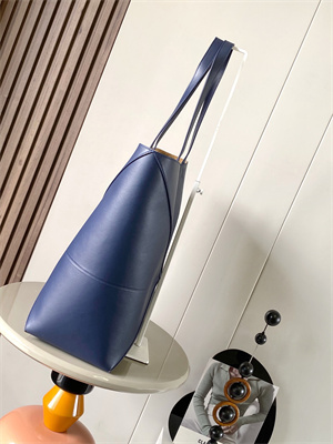 Loewe XL Puzzle Fold Tote In Shinny Calfskin Anbyss Blue