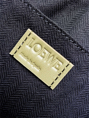 Loewe Puzzle Fold Wash Bag In Shinny Calfskin