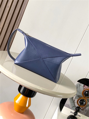 Loewe Puzzle Fold Wash Bag In Shinny Calfskin