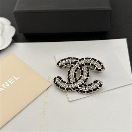 Chanel Brooch 33235