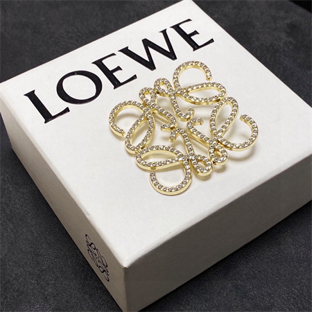 Loewe Brooch 33245