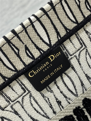 CD Miss Dior Medium Book Tote Allover Emb Green