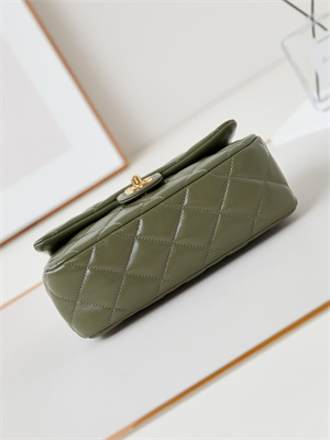 Cha.nel Mini Flap Bag with Top Handle Shiny Lambskin & Gold-Tone Metal Green AS5043