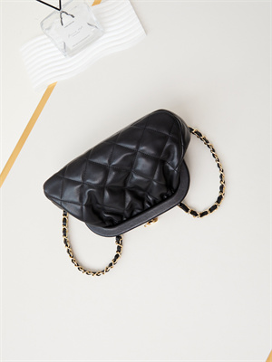 Cha.nel Clutch Lambskin & Gold-Tone Metal Black AS4717