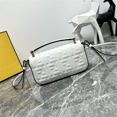 Fen.di BAGUETTE Phone Pouch Nappa Leather White