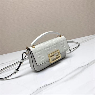 Fen.di BAGUETTE Phone Pouch Nappa Leather White