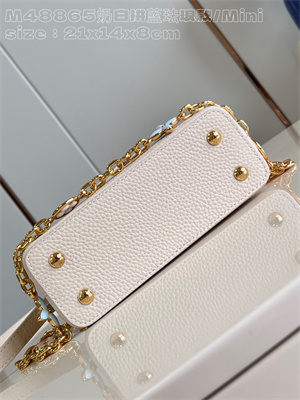 L.V Capucines Mini Bag Taurillon Leather Cream/Blue M48865