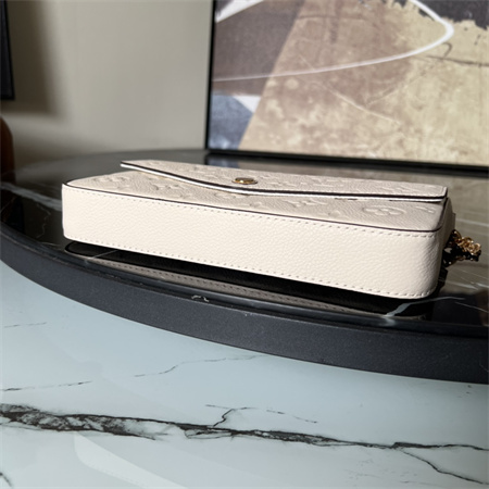 L.V  Felicie Pochette Monogram Emprenite Cream M64064