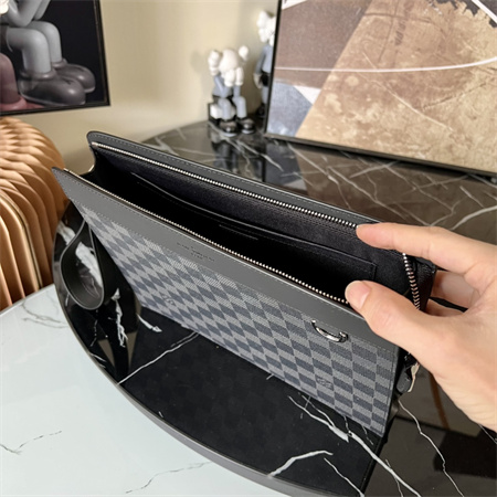 L.V Stand Pouch Damier Graphite N64612