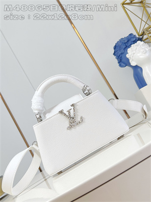 L.V Capucines East-West Mini Grained calfskin White M48865